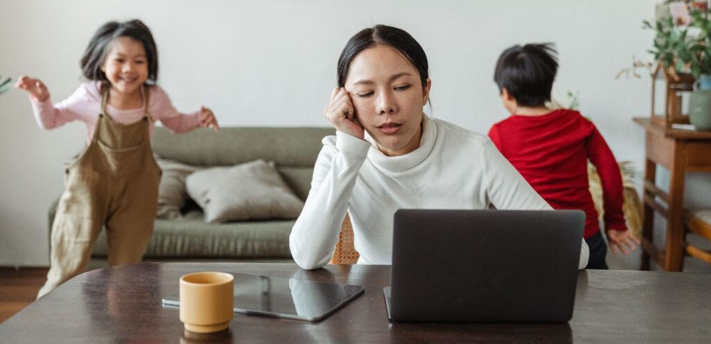 10 Time Saving Hacks For Working Moms 2 time saving hacks for working moms